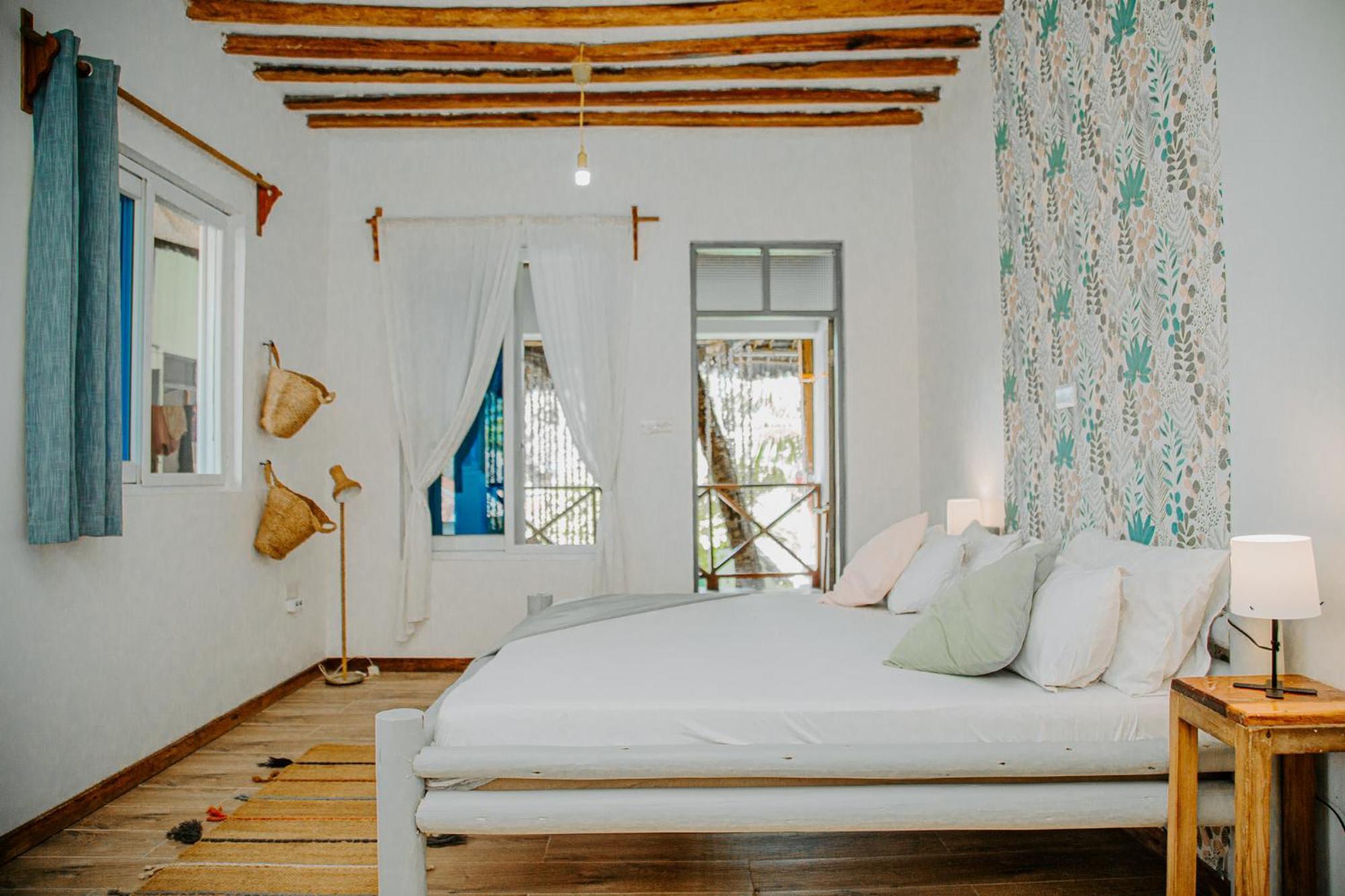 Bed and Breakfast Ocean Boho House Джамбиани Экстерьер фото