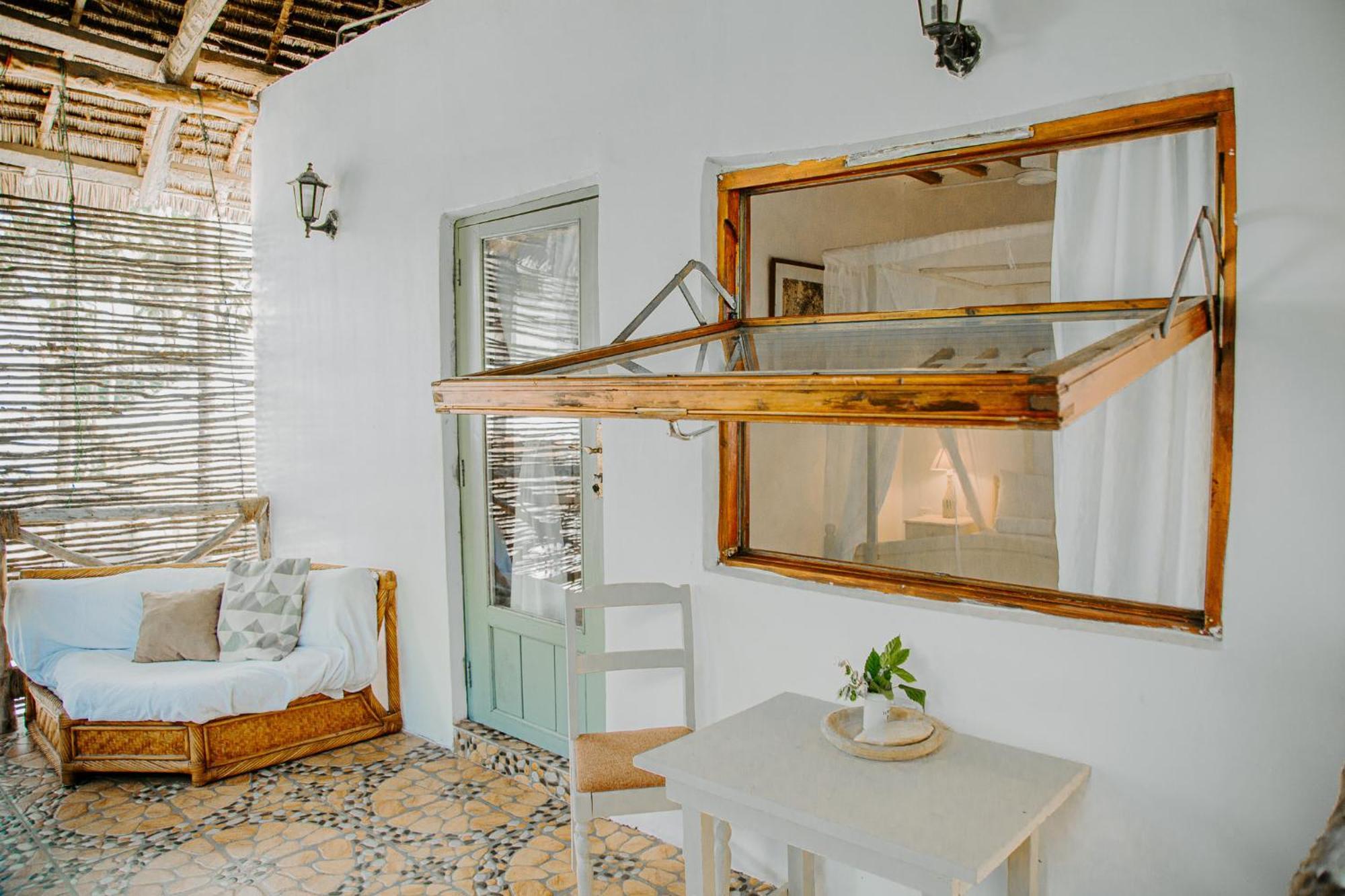 Bed and Breakfast Ocean Boho House Джамбиани Экстерьер фото